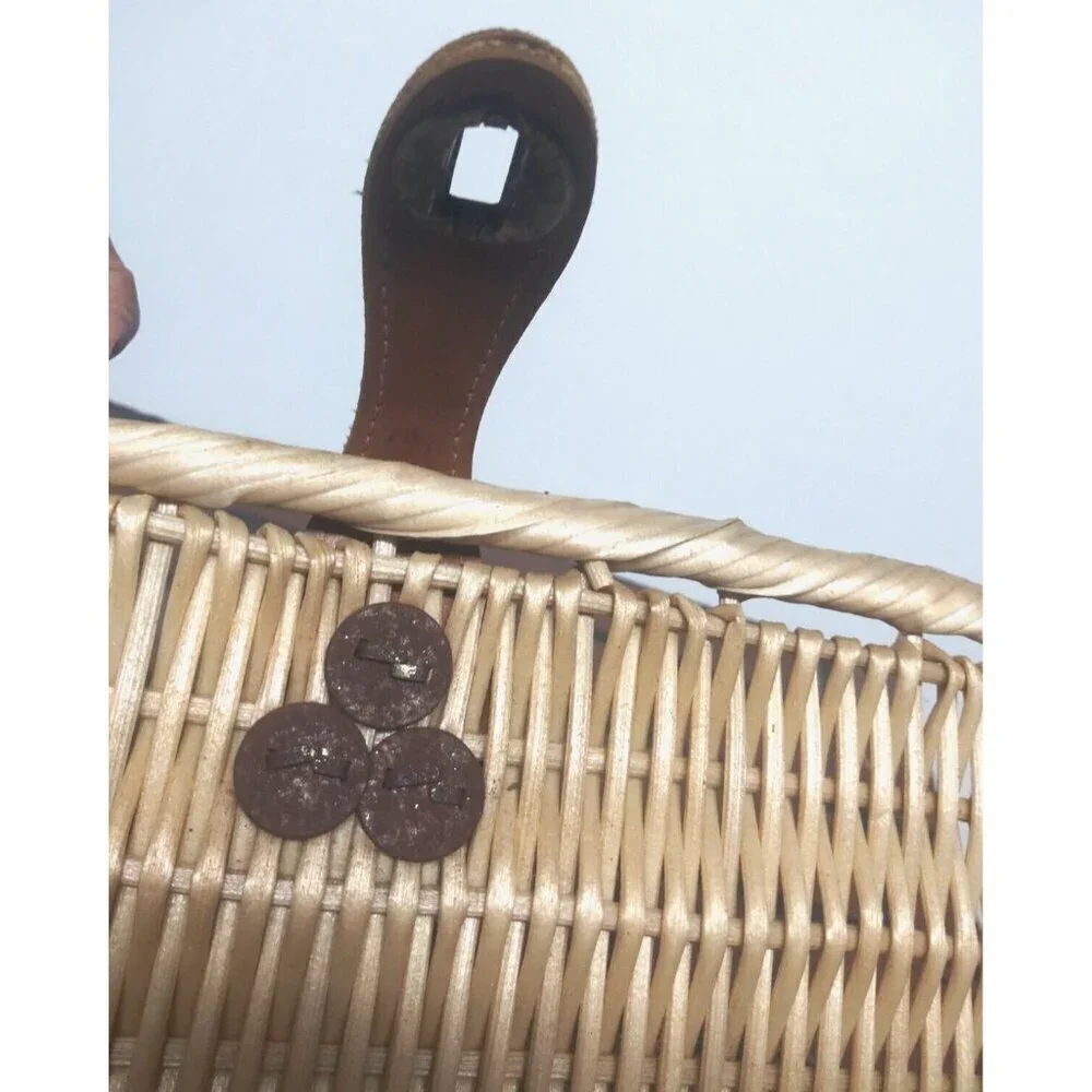 N/A vintage wicker